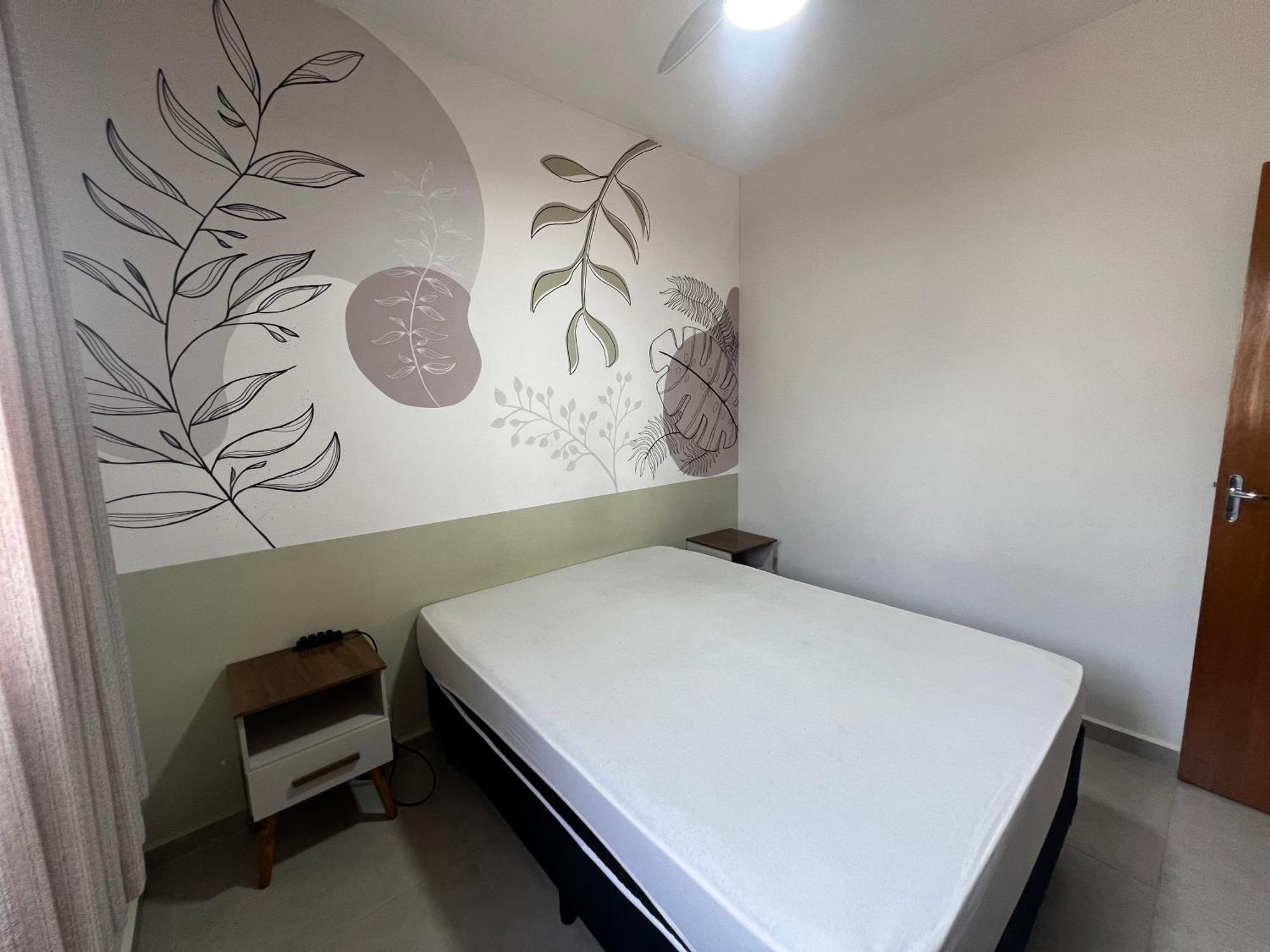 Apto 2 Quartos A 50 Metros Do Pereque Apartamento